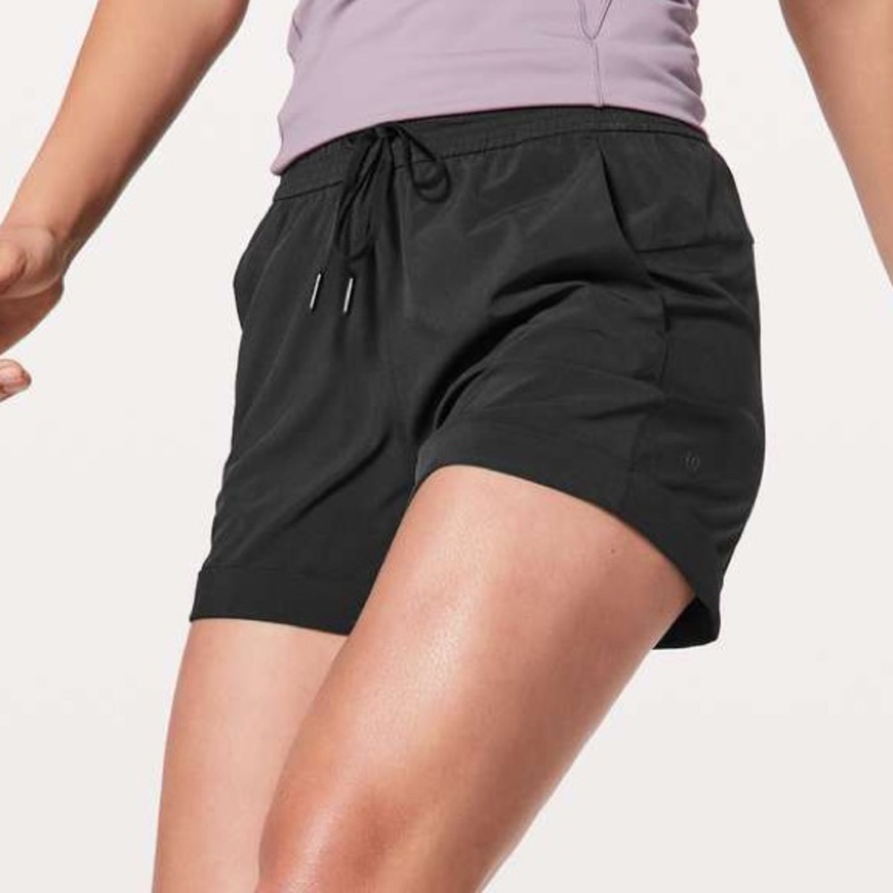 Lululemon Spring Break Away Shorts